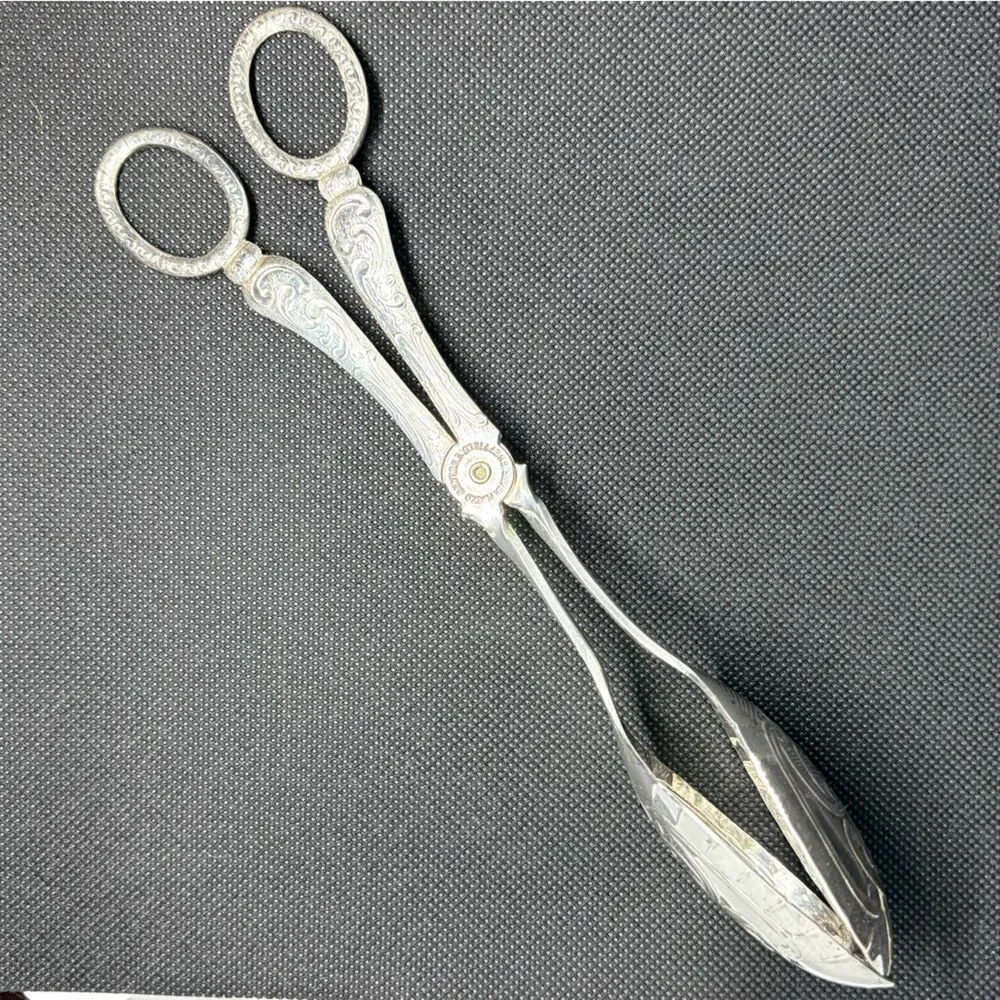 Vintage Silver Plated Serving Tongs Sheffield made